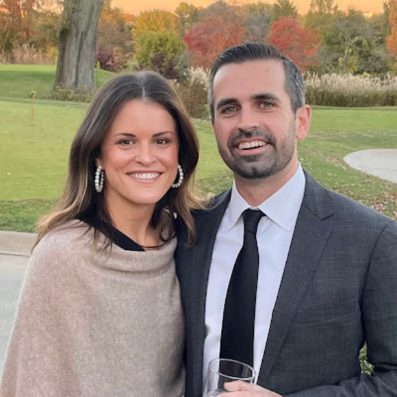 Meet your Posher, Emily - Picture 1 of 1